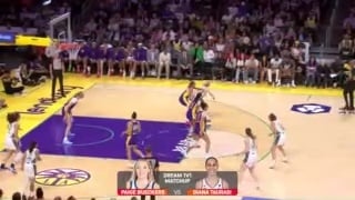 Paige vs. Taurasi