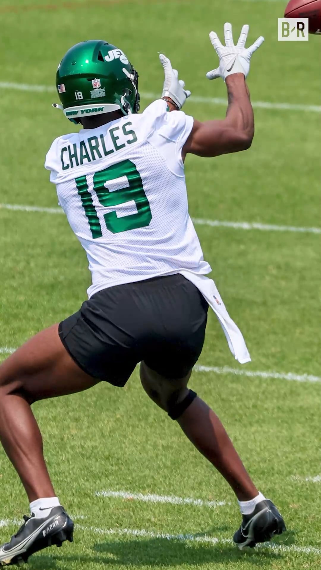 Reacting To Jets Trading Irv Charles to Seattle ‼️
