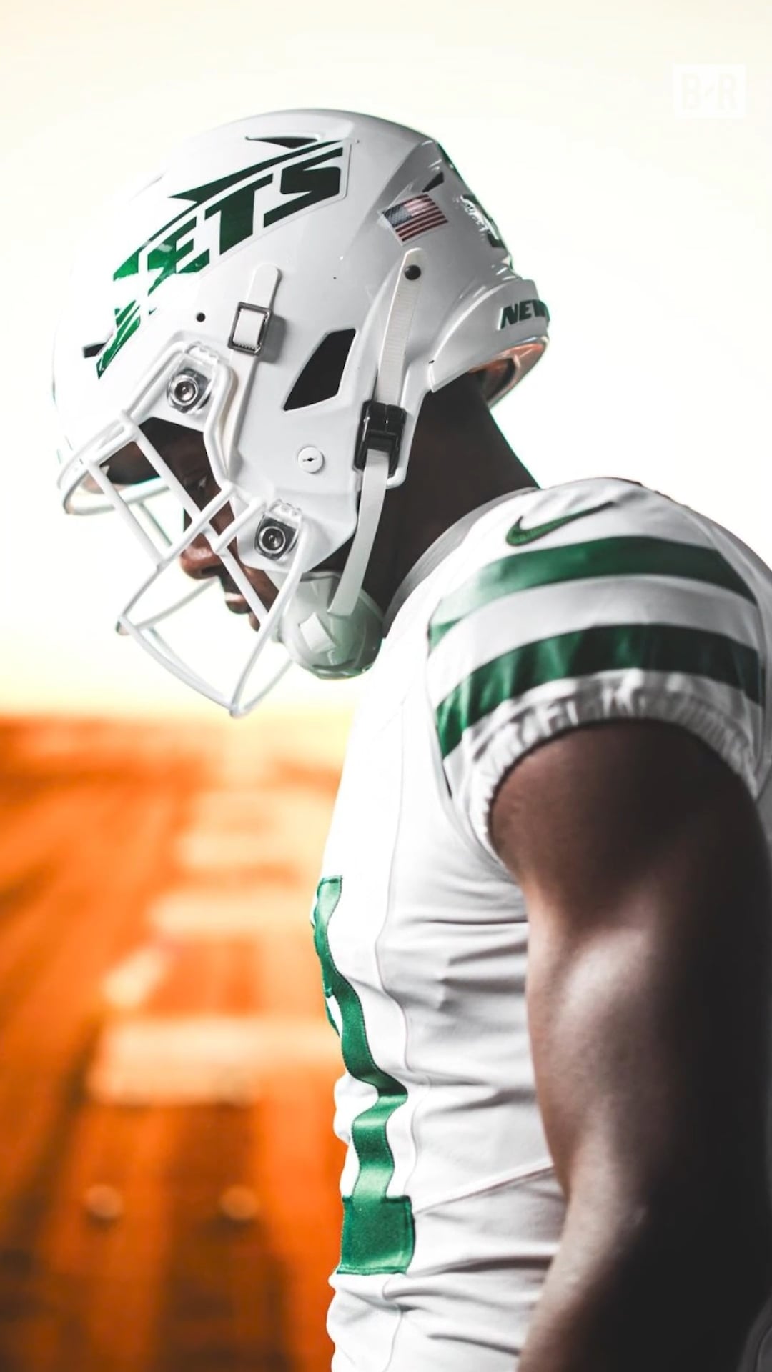Jets Score with New Helmet Reveal 👀