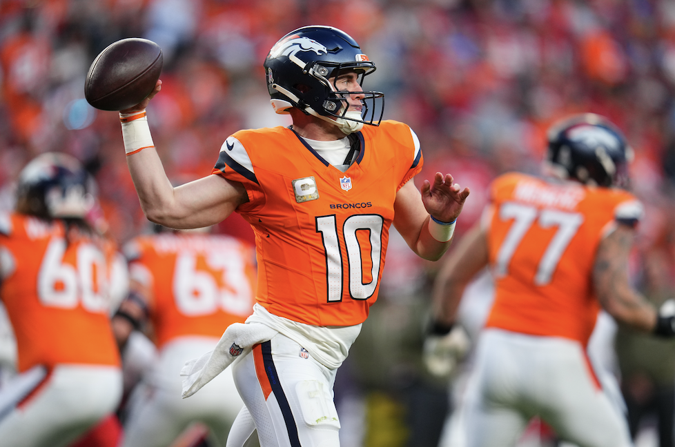 Broncos BEAT CHIEFS, Improve to 9-2 Postgame LIVE