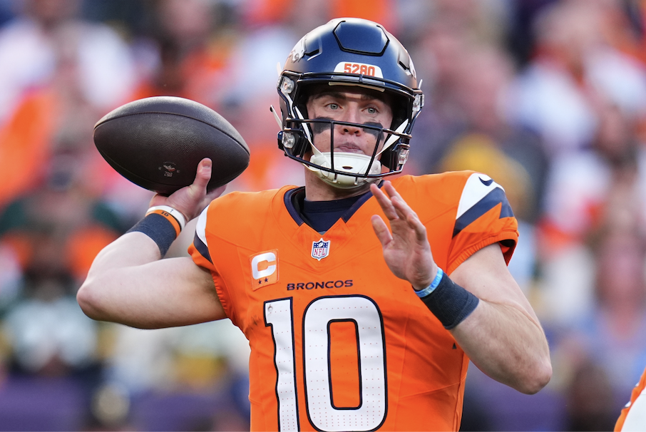 Bo Nix ELECTRIC in Win vs. Packers