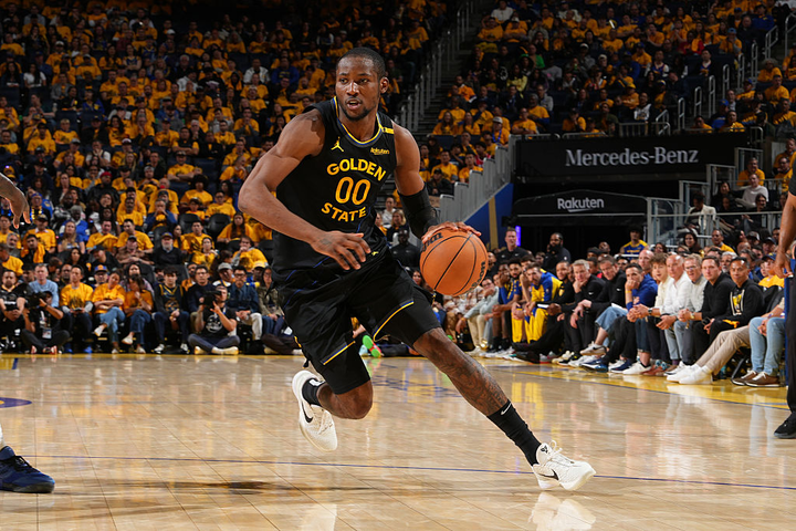 NBA Daily: Sign and Trades That Need to Happen