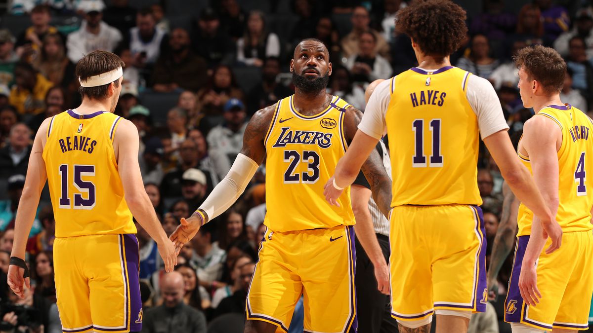 LAKERS DAILY: GAMEDAY VS WIZARDS, CAN THE LAKERS WIN WITHOUT AD, TRADES AND MORE 